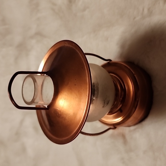 ASSORTMENT OF  ITEMS HUNTING CABIN  DECORATIVE ITEMS - Picture 7 of 8